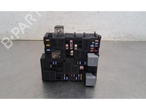 Sikringsdose Sikringsdose VOLVO XC60 II (246) B5 Mild-Hybrid (250 hp) 36893302 36893302