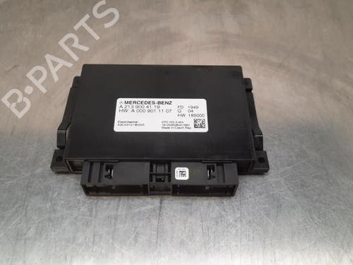 Used Gearbox control unit MERCEDES-BENZ A-CLASS Saloon (V177) AMG A 35 4-matic (177.151) (306 hp) 23604423