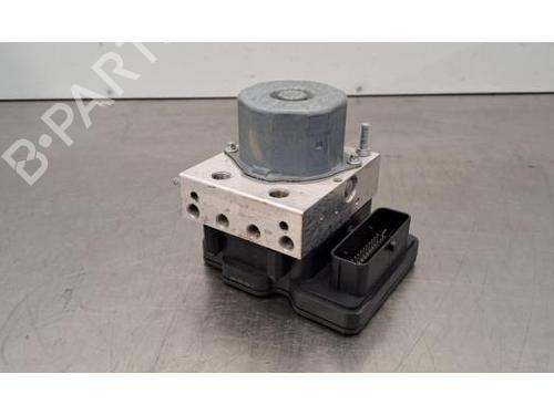 Used ABS pump MERCEDES-BENZ CLA Shooting Brake (X117) CLA 180 d (117.912) (109 hp) 30365433