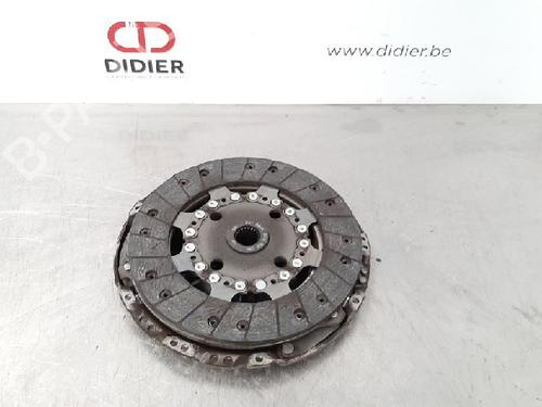 Andre NISSAN QASHQAI II (J11, J11_) 1.5 dCi (110 hp) 15016036