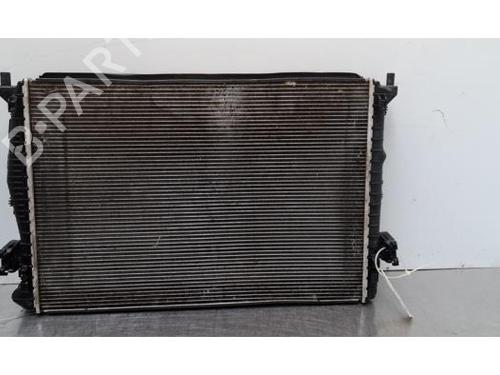 Used Water radiator Water radiator 37275421 37275421