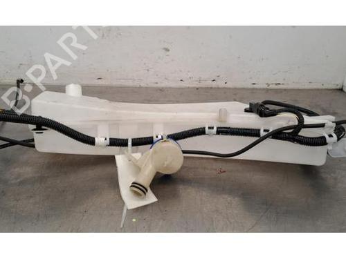 Used Windscreen washer tank PEUGEOT 3008 II SUV (MC_, MR_, MJ_, M4_) 1.2 Hybrid 136 (MRHPYE) (136 hp) 24871206