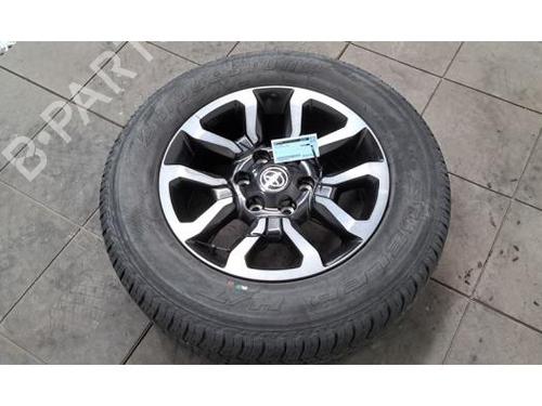 Fælk Fælk TOYOTA HILUX VIII Pickup (_N1_) 2.8 TD 4WD (GUN126) (204 hp) 34105493 34105493