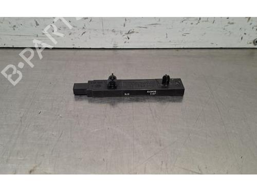 Used Antenna/Base Antenna/Base VW POLO VI (AW1, BZ1, AE1) 1.0 (65 hp) 40289327 40289327