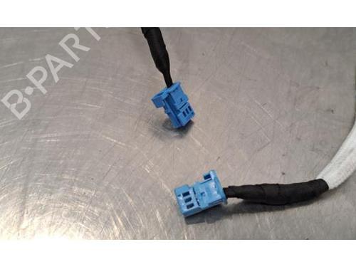 Right sun visor PEUGEOT 508 SW II (FC_, FJ_, F4_) PureTech 130 | BP30739494I2