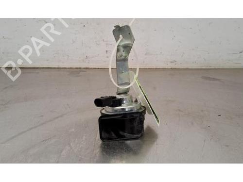 Toeter MERCEDES-BENZ CLA Coupe (C117) CLA 200 (117.343) (156 hp) 25929579