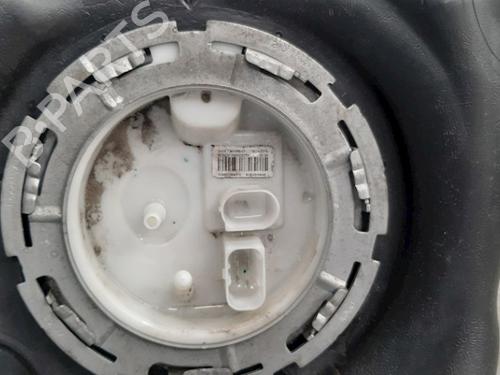 Used Fuel pump BMW 2 Coupe (F22, F87) 220 i (184 hp) 10879226