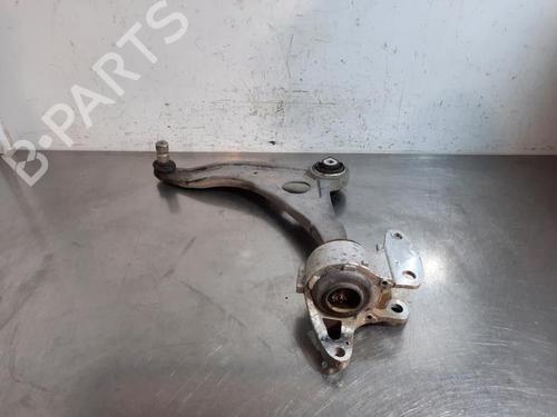 Used Left front suspension arm LAND ROVER RANGE ROVER EVOQUE (L551) 2.0 D150 (150 hp) 23599935