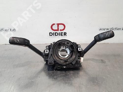 Used Switch Switch VW GOLF VII (5G1, BQ1, BE1, BE2) 1.0 TSI (115 hp) 10892810 10892810