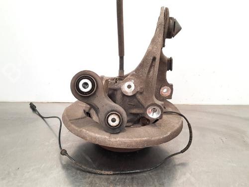 Used Left rear steering knuckle BMW X6 (E71, E72) xDrive 40 d (306 hp) 17563433