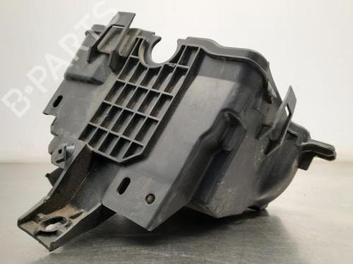 Fuse box PEUGEOT 208 I (CA_, CC_) 1.2 VTi 68 / PureTech 68 | BP23588713E1