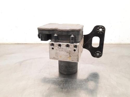 Used ABS pump LAND ROVER RANGE ROVER SPORT II (L494) 3.0 SDV6 4x4 (306 hp) 23590313