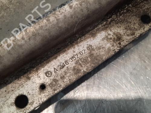 Used Left rear suspension arm MERCEDES-BENZ CLA Coupe (C117) CLA 200 CDI / d (117.308) (136 hp) 10900063