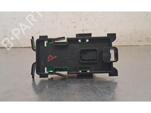 Used Antenna/Base Antenna/Base PORSCHE TAYCAN (Y1A) 4S (Y1ADB1) (530 hp) 34268707 34268707