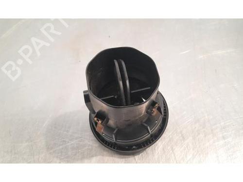Air vent MERCEDES-BENZ CLA Coupe (C117) CLA 180 (117.342) | BP23613229I21 