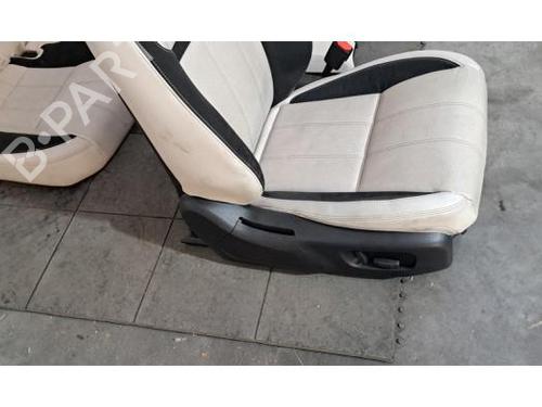 Seats set LAND ROVER RANGE ROVER VELAR (L560) 3.0 D300 MHEV 4x4 | BP33892581C78 - Image 4