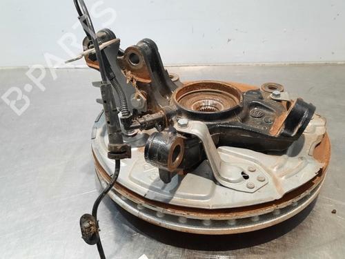 Left front steering knuckle PEUGEOT 3008 II SUV (MC_, MR_, MJ_, M4_) 1.5 BlueHDi 130 | BP15031033M25 