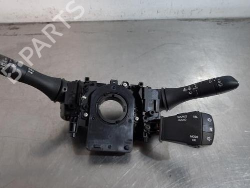 Licht + Raw Schakelaar Licht + Raw Schakelaar RENAULT KADJAR (HA_, HL_) 1.6 dCi 130 4x4 (HLA4) (130 hp) 36508552 36508552