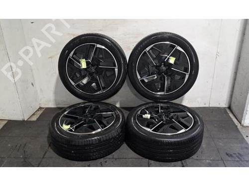 Used Rim PEUGEOT 308 III (FB_, FH_, FP_, F3_, FM_) e-308 (FMZKWZ) (156 hp) 30501381