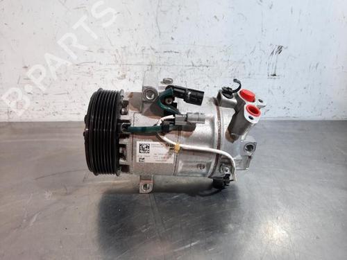 Used AC compressor RENAULT CLIO V (B7_) 1.0 TCe 90 (B7MT) (91 hp) 23630838