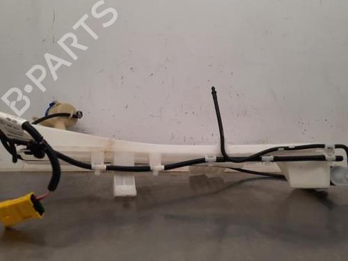 Windscreen washer tank PEUGEOT 5008 II (MC_, MJ_, MR_, M4_) 1.2 THP (MRHNYH, MRHNYW, MRHNSJ, MRHNSU, MRHNSM) | BP23591991C113 