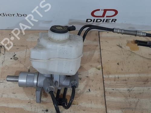 Brake master cylinder LAND ROVER DISCOVERY IV (L319) 3.0 SDV6 4x4 | BP15022983M77 