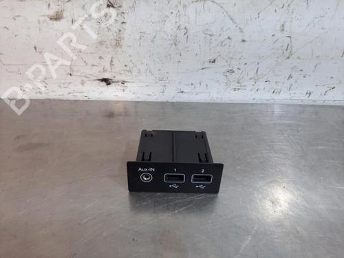 Elektronische module RENAULT CLIO V (B7_) 1.0 SCe 65 (B7MG) (67 hp) 23604861