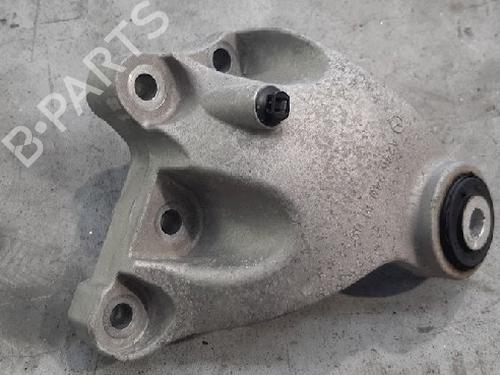 Used Engine mount MERCEDES-BENZ GLA-CLASS (X156) GLA 200 CDI 4-matic (156.902) (136 hp) 10878159