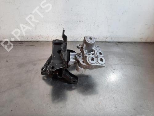 Used Engine mount Engine mount 38606612 38606612