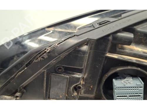 Right headlight JAGUAR E-PACE (X540) 2.0 D150 AWD | BP32158818C29 