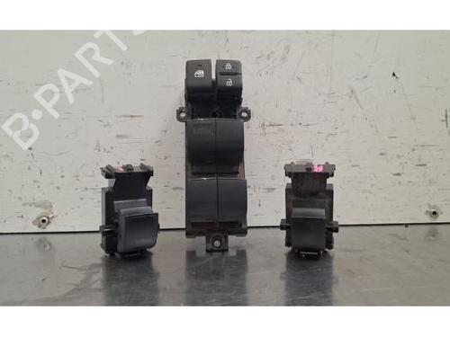Used Switch Switch TOYOTA YARIS CROSS (MXP_) 1.5 Hybrid (MXPJ10) (116 hp) 39732233 39732233