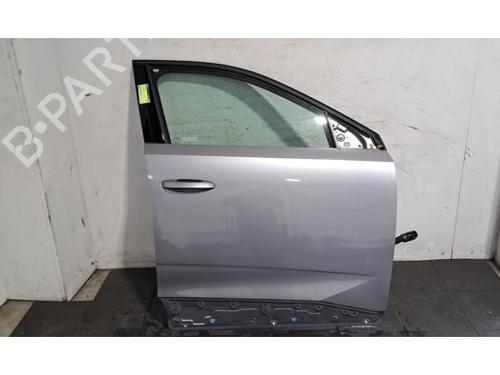 Used Right front door PEUGEOT 308 III (FB_, FH_, FP_, F3_, FM_) e-308 (FMZKWZ) (156 hp) 30473210