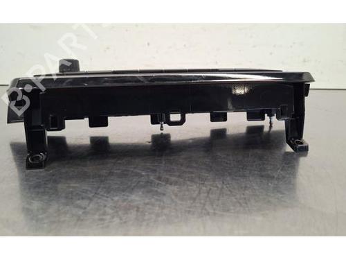 Switch BMW 2 Gran Tourer (F46) 218 d | BP32485903I30