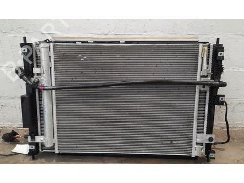 Kølerpakke PEUGEOT 3008 II SUV (MC_, MR_, MJ_, M4_) 1.2 THP/ PureTech 130 (MRHNSM, MRHNSU, MRHNSJ, MRHNYW,... (131 hp) 23621780