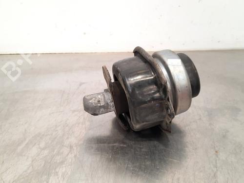 Used Engine mount BMW X6 (E71, E72) xDrive 40 d (306 hp) 17113202
