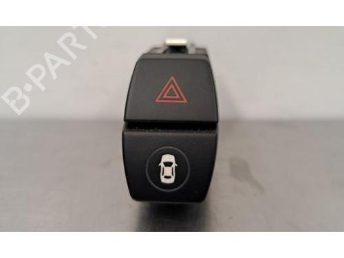 Used Warning switch BMW X2 (F39) sDrive 18 i (140 hp) 29881494