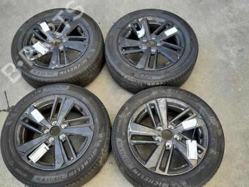 Used Rim PEUGEOT 308 II (LB_, LP_, LW_, LH_, L3_) 1.5 BlueHDI 100 (102 hp) 17565715