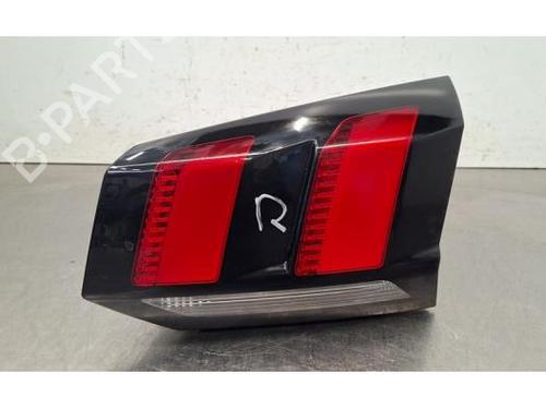 Used Right taillight Right taillight 39060412 39060412
