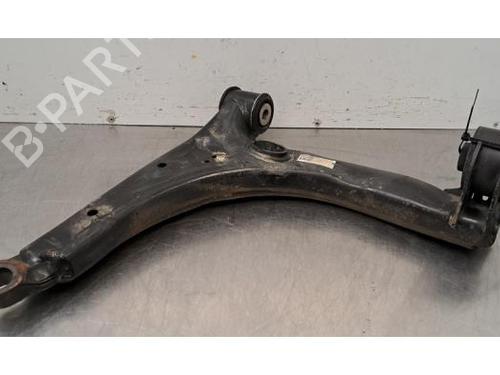Used Left front suspension arm Left front suspension arm MAN TGE Van 2.0 TDI (01V, 03V, 36V, UYB, UYC, UYD) (140 hp) 35772644 35772644