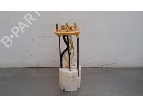 Used Fuel pump Fuel pump MERCEDES-BENZ G-CLASS (W463) G 400 d 4-matic (463.350) (330 hp) 35746657 35746657