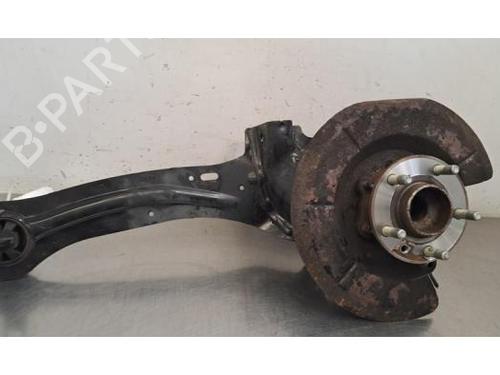 Mangueta trasera derecha Mangueta trasera derecha VOLVO V40 Hatchback (525) D2 (120 hp) 33753181 33753181