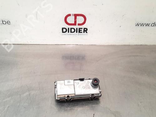 Camera RENAULT MEGANE IV Hatchback (B9A/M/N_) 1.2 TCe 130 (B9MR) (130 hp) 15022534