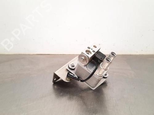 Used AC radiator MG MG ZS SUV (AZS1) EV (156 hp) 23586217