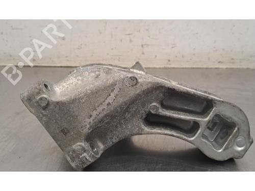 Used Engine mount Engine mount MERCEDES-BENZ G-CLASS (W463) G 400 d 4-matic (463.350) (330 hp) 34431241 34431241