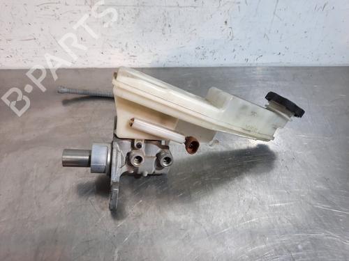 Used Brake master cylinder OPEL ASTRA K Sports Tourer (B16) 1.6 CDTi (35) (110 hp) 17565773