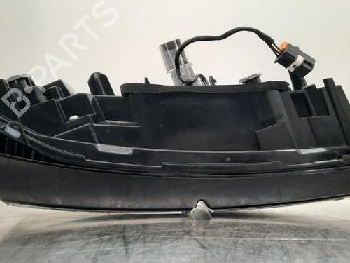 Right taillight PEUGEOT 308 III (FB_, FH_, FP_, F3_, FM_) PureTech 130 (FPHNSL, FPHNST) | BP23593855C35