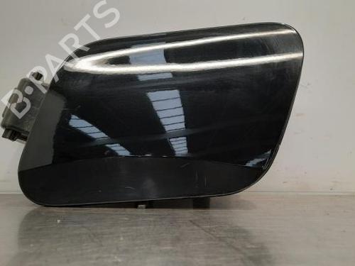 Used Fuel flap PEUGEOT 2008 II (UD_, US_, UY_, UJ_, UR_, UC_) 1.5 BlueHDI 130 (131 hp) 23588780