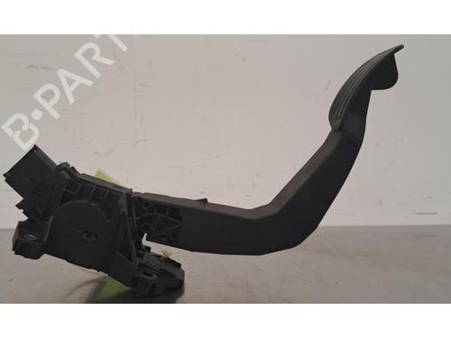 Used Pedal OPEL CORSA F (P2JO) 1.2 (68) (75 hp) 29817869