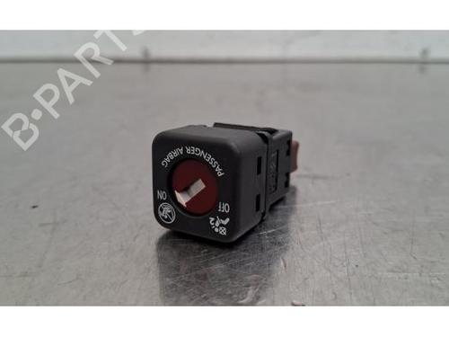 Used Switch Switch 37091966 37091966