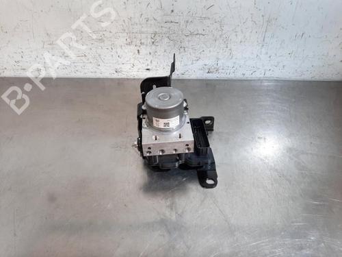 Used ABS pump PEUGEOT 308 III (FB_, FH_, FP_, F3_, FM_) PureTech 130 (FPHNSL, FPHNST) (131 hp) 28613488